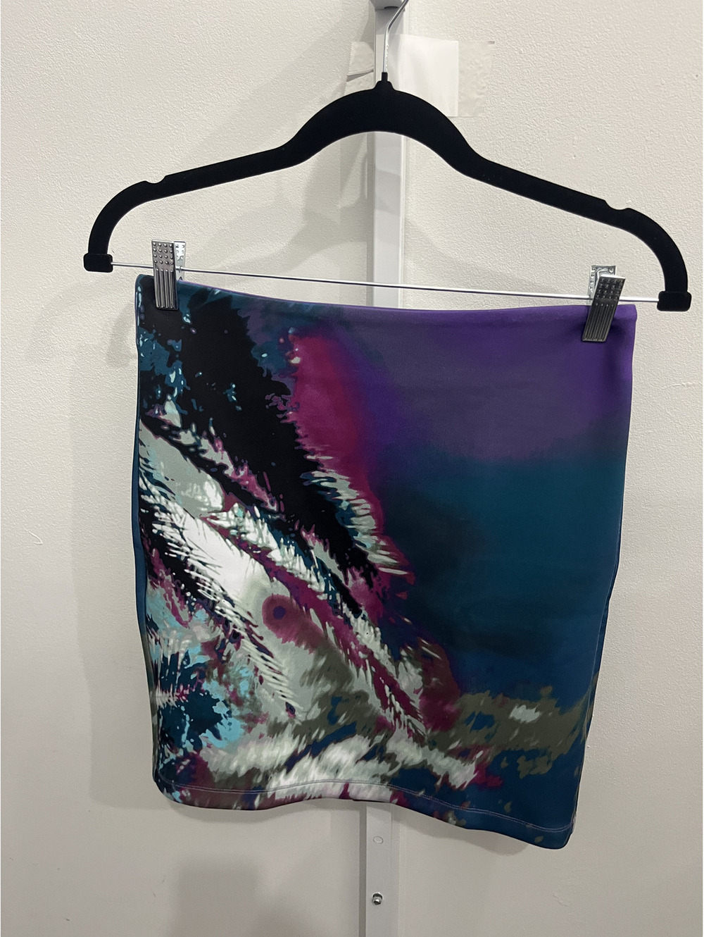 Bebe Abstract Print Pencil Skirt